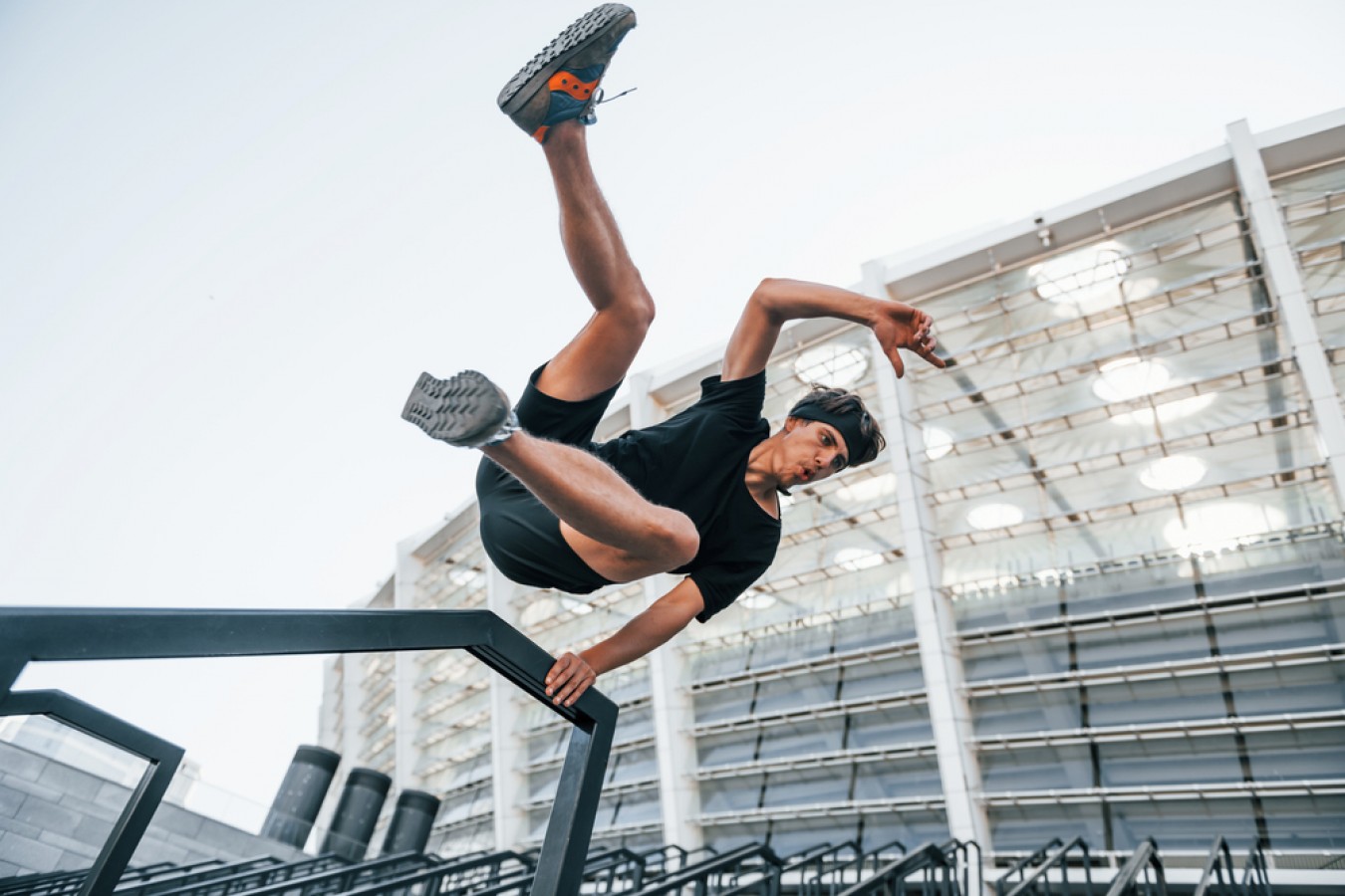 15 Trik Parkour Terbaik yang Bisa Kamu Kuasai